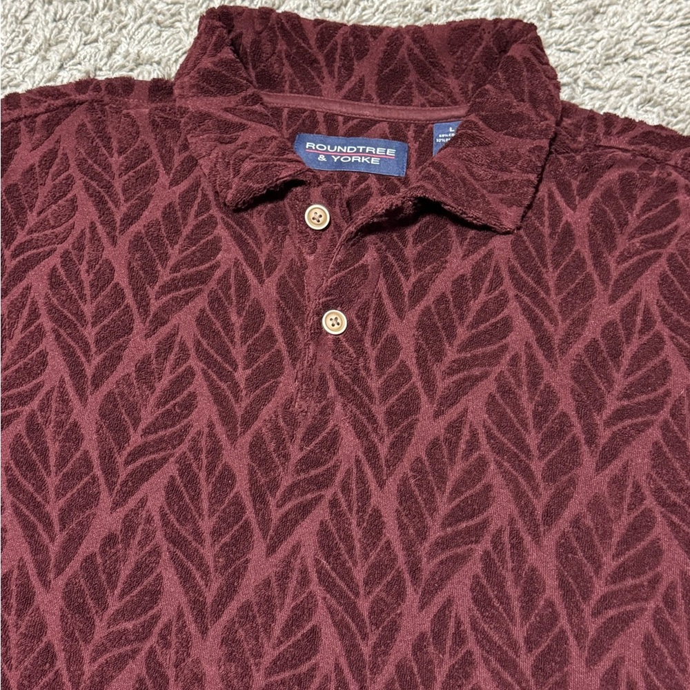 Men’s Burgundy Leaf Pattern Shirt